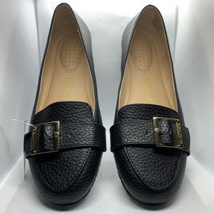 Kenneth Cole Reaction flats
